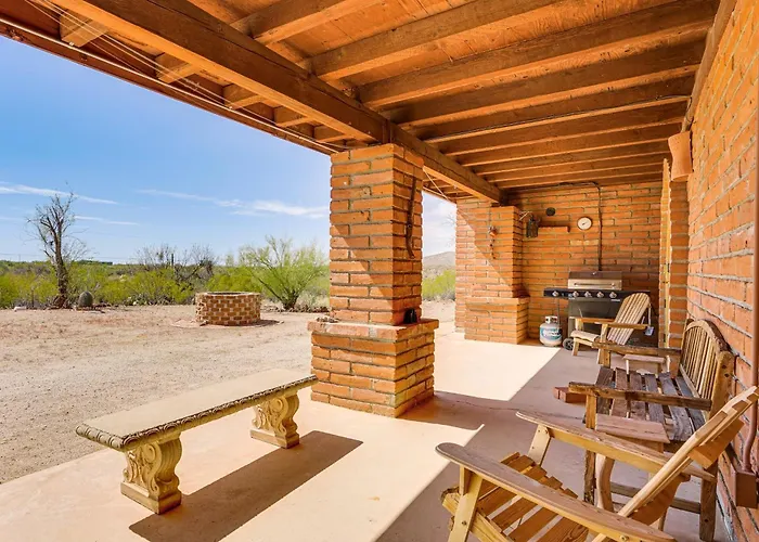 Holiday home 10-acre Desert Oasis W/ Expansive Patio In Tucson! Tucson