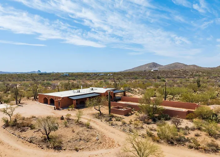 10-acre Desert Oasis W/ Expansive Patio In Tucson! Holiday home